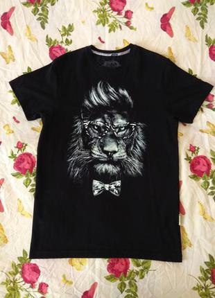 Футболка яка світиться