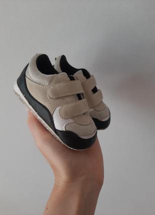 Дитячі кросівки , кросівки для немовлят , дитячі чопіки1 фото