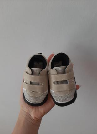 Дитячі кросівки , кросівки для немовлят , дитячі чопіки2 фото