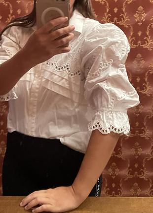 Шикарная белая рубашка/блуза с пышными /обьемными рукавами шитье