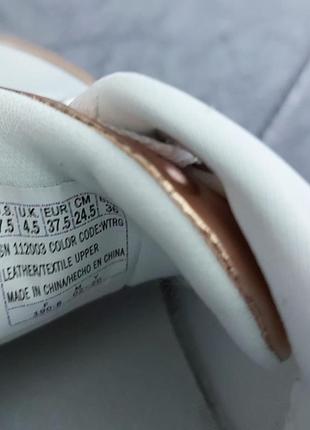Skechers оригинал белые кожаные кроссовки с золотыми вставками3 фото