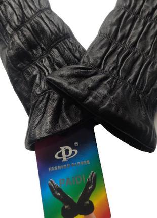 Женские удлинённые кожаные перчатки черные5 фото