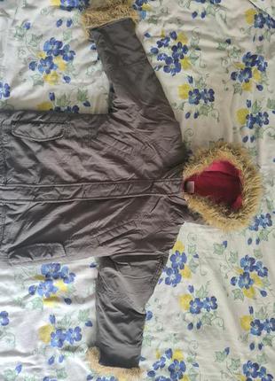 Куртка  парка холодная осень ,зима на 4-5 лет