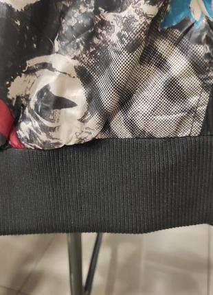 Курточка демисезонная