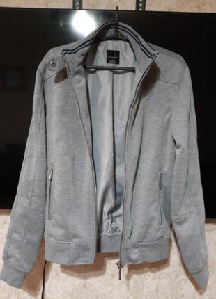 Куртка весенняя