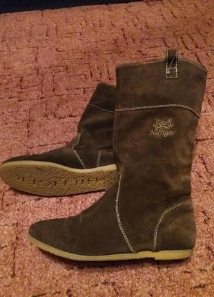Чоботи з замші бренду tommy hilfiger p.40
