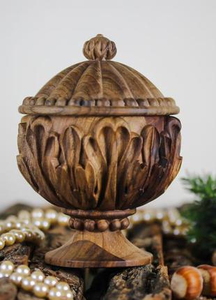 Дерев'яна шкатулка з горіха з різьбленням для прикрас, для грошей, для цукру