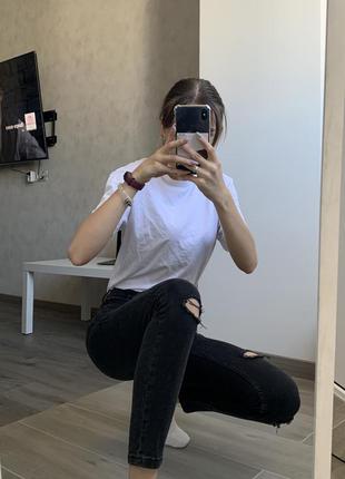 Джинси skinny з дірками і блискавками