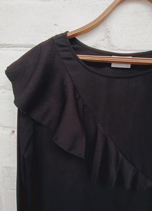 Черная блузка с рюшамм2 фото