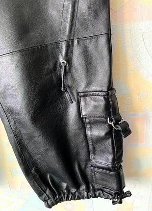 Плотные новые кожаные укороченные брюки 38 нижняя3 фото