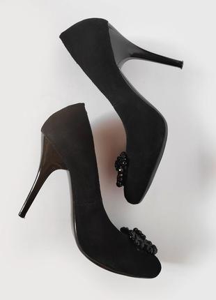 Туфли лодочки замшевые на шпильке с камнями вечерние marinety