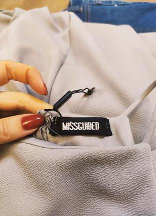 Missguided платье серое прямое трапеция с открытыми плечами6 фото