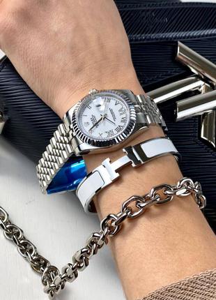 Годинники наручні жіночі білий циферблат сріблясті брендові3 фото