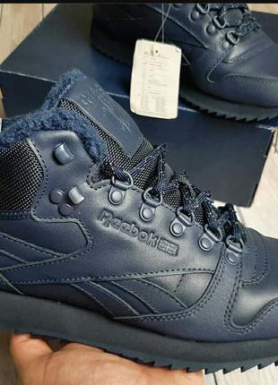 Утеплені черевики кросівки reebok classic leather mid ripple mu6 фото