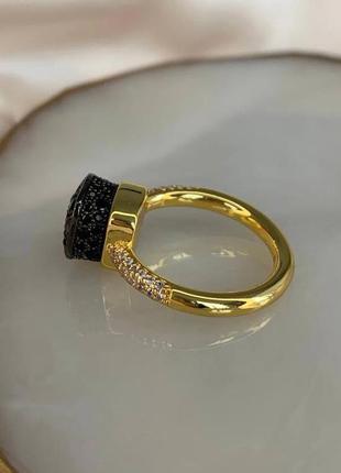 Брендовое кольцо с позолотой, с цирконами5 фото