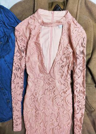 In the style платье розовое персиковое с вызером чокер по фигуре с рукавом гипюр кружево2 фото