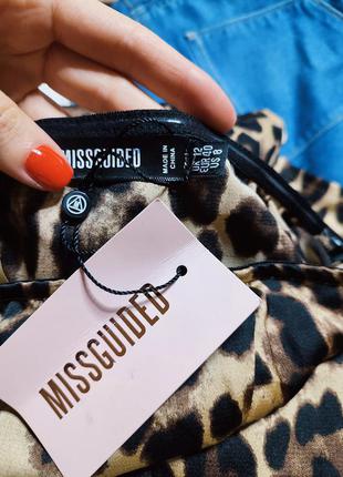 Missguided платье леопардовый принт по фигуре с поясом открыты плечи рукава фонарики новое6 фото