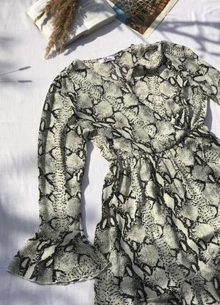 Трендовое шифоновое женское платье анималистический принт питон сс fashion
