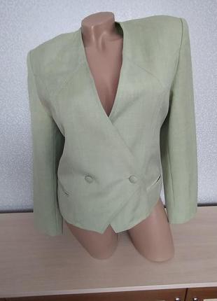 Льняной жакет оливкового цвета