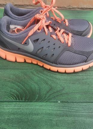 Суперские лёгкие кроссовки, оригинал!