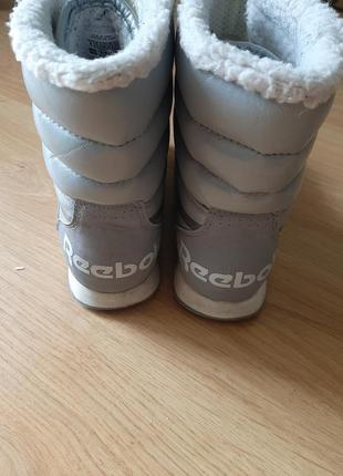 Зимові чобітки reebok, р. 352 фото