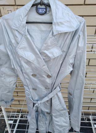 Пиджак,ветровка стильная серебристая, размер с