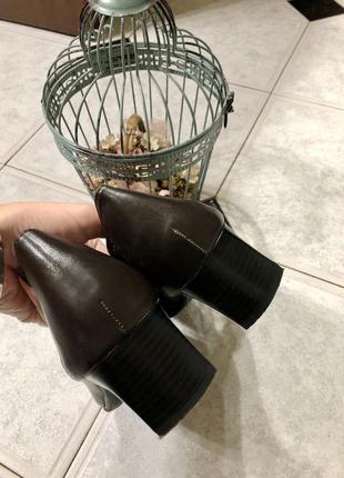 Новые кожаные туфли на среднем каблуке 🍁5 фото