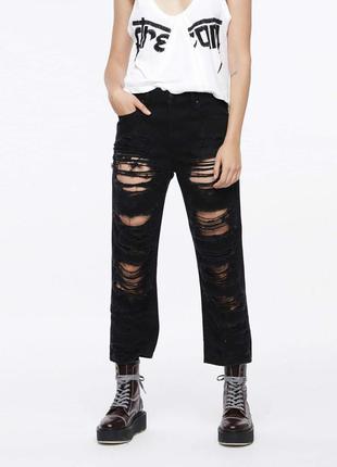 Женские мега рваные джинсы diesel