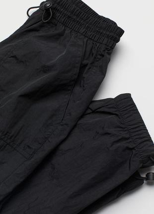 Тренд сезона 🔥 спортивные черные джоггеры с высокой талией h&m штаны из плащевки5 фото