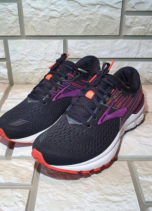 76202847 brooks adrenaline gts 19 42eur 27 2400 with the Brooks Hyperion Tempo
