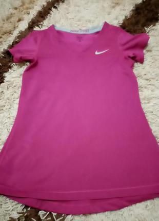 Продам дуже хорошу футболку жіночу