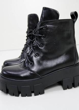 40021👑жіночі черевики на масивній платформі в натуральній шкірі
