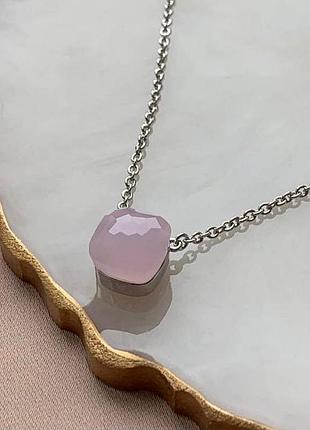 Брендовая подвеска с розовым камнем, посеребрение