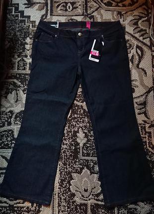 Фірмові англійські жіночі стрейчеві джинси new look,нові з бірками,великий розмір 18анг.