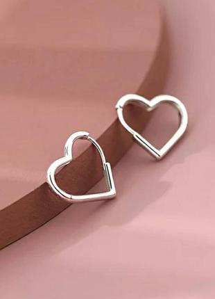 Сережки сердечка милі сережки серце