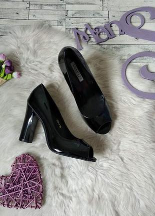 Жіночі туфлі loretta натуральна шкіра лак чорні 39 розмір