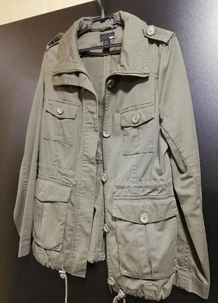 Курточка цвета хаки известного бренда2 фото