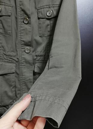 Курточка цвета хаки известного бренда8 фото