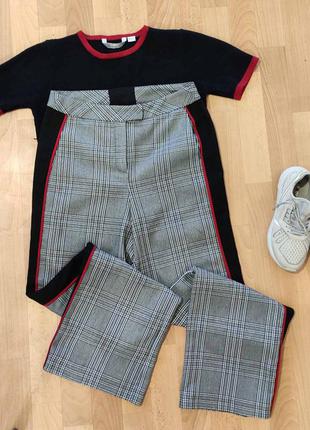 Капсула теніска шерсть і теплі штани