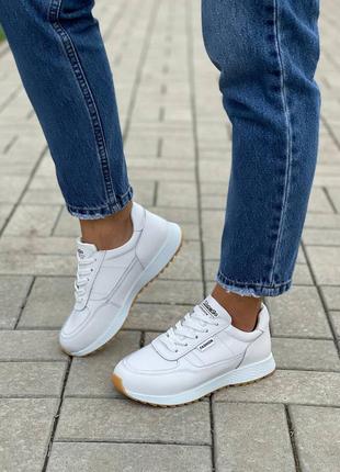 Кросівки naomi