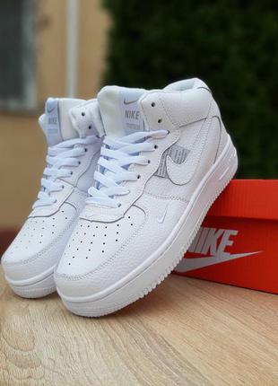 Кроссовки женские   зимние air force 1 mid lv86 фото