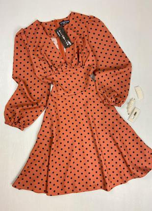 Коричневое платье в горошек 3