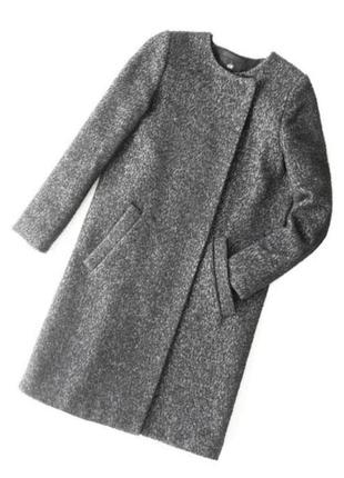 Стильне дизайнерське пальто від h&m,