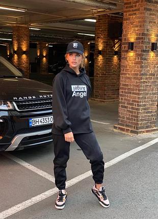 Спорт костюм angel

размер 42-44,46-48,50-52
 
цвет белый , чёрный , олива , капучино