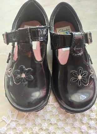 Туфельки clarks