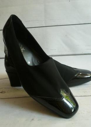Туфли чёрные с лаковыми вставками ara1 фото