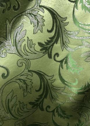 Портьерная ткань для штор жаккард зеленого цвета с вензелями2 фото