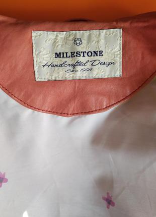 Курточка milestone 5
