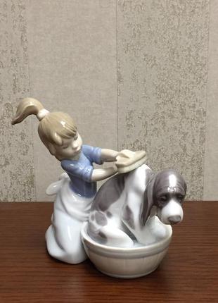 Порцелянова статуетка lladro «сором'язливий плавець».