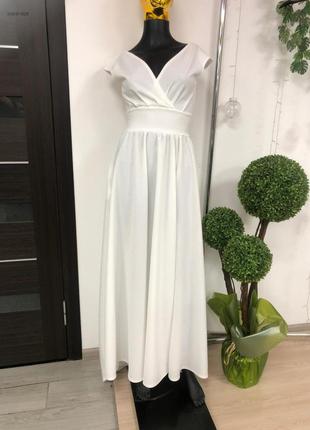 Красива біла вечірня сукня2 фото